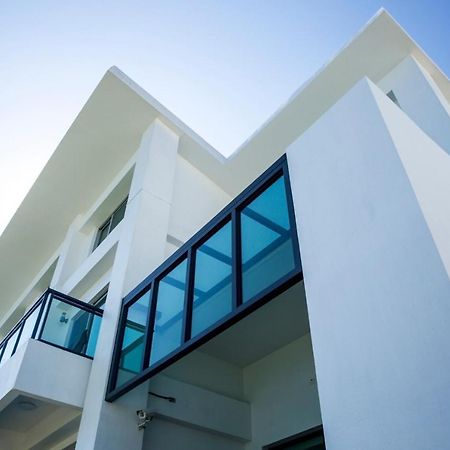 墾丁椰林 海灘文旅 Hotel Cape Eluanbi Luaran gambar