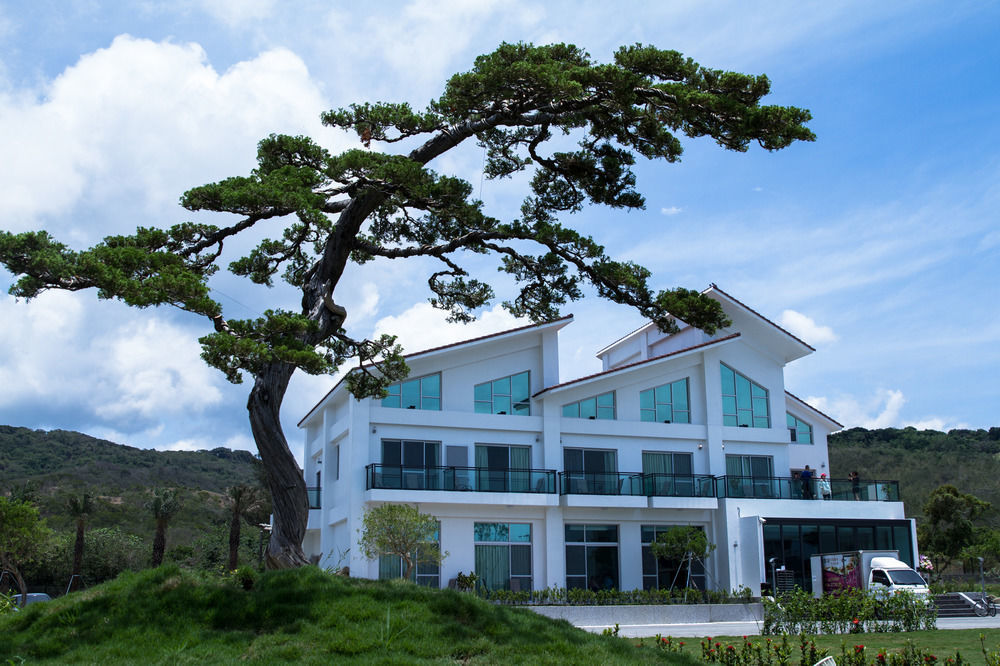 墾丁椰林 海灘文旅 Hotel Cape Eluanbi Luaran gambar